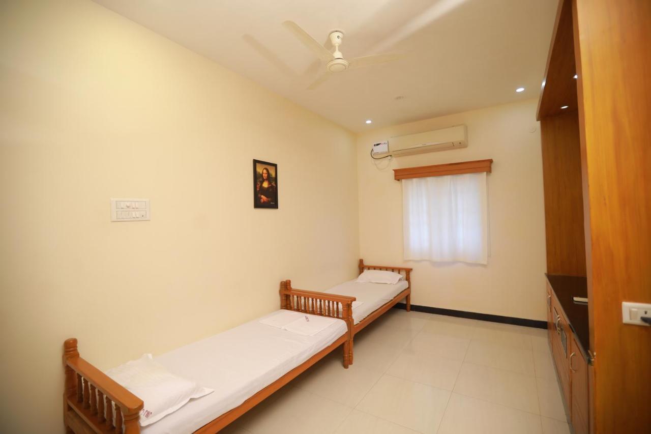 Jmj Comfort Hotel Salem Exterior photo